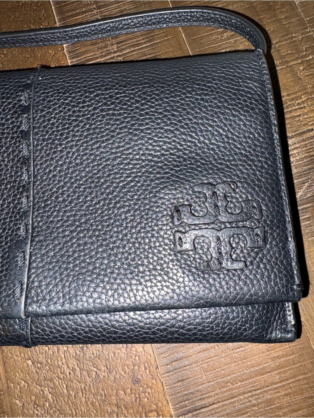 Tory Burch Black Pebbled Leather Foldover Crossbody Wallet On Chain WOC - Picture 2 of 9